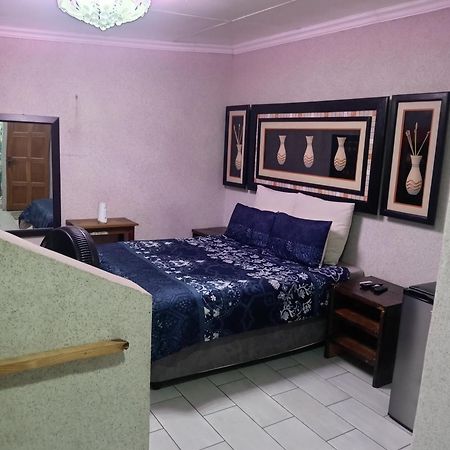 Perez Guest House Спрингс Экстерьер фото